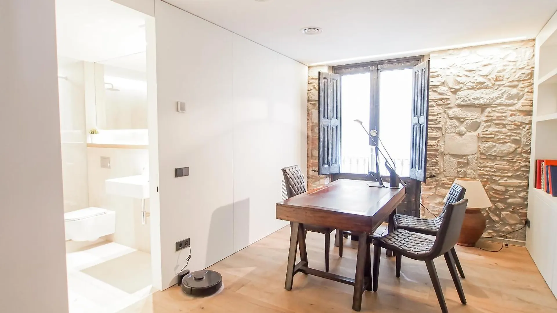 Apartment Sleep & Stay - Luxury Apt With Views-Placa Del VI Girona